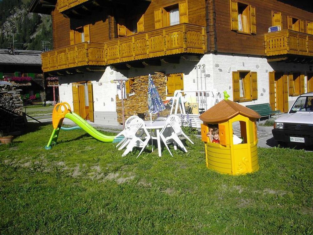 Chalet Claudia Livigno Exteriör bild